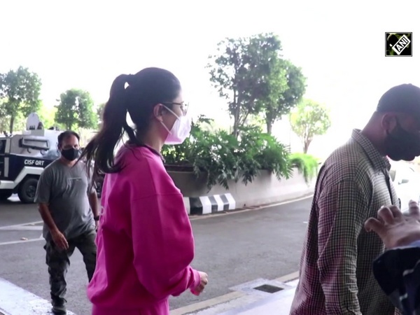 Katrina Kaif gets papped at Mumbai airport