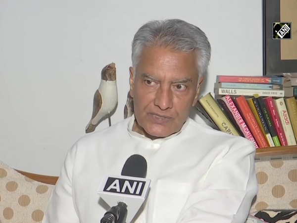Supremacy in Congress lies with those who flatter high command, says Sunil Jakhar after joining BJP