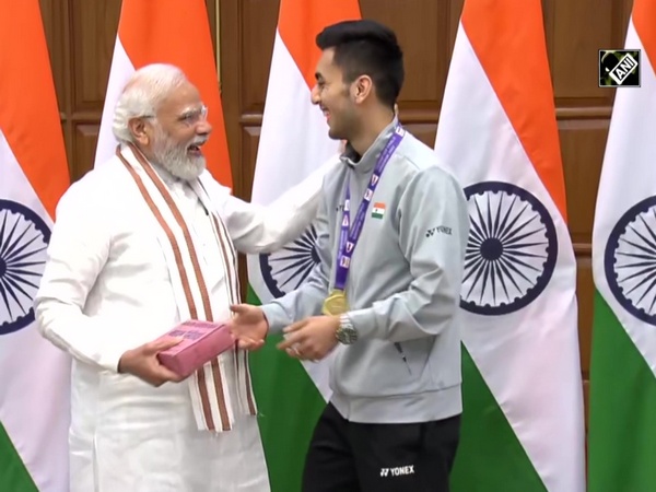 PM Modi interacts with badminton champions of Thomas, Uber Cup in Delhi