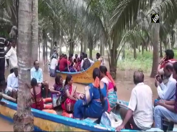 Andhra Pradesh: Couple ties knot on boat amid floodwater in Konaseema