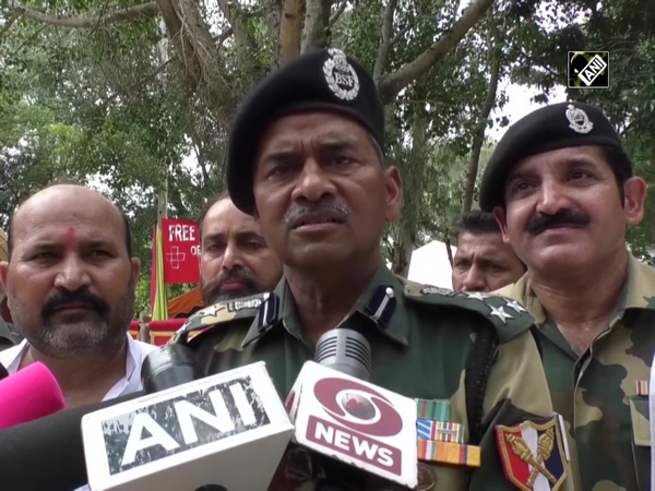 J&K: BSF organises free medical check-up camp in Kathua