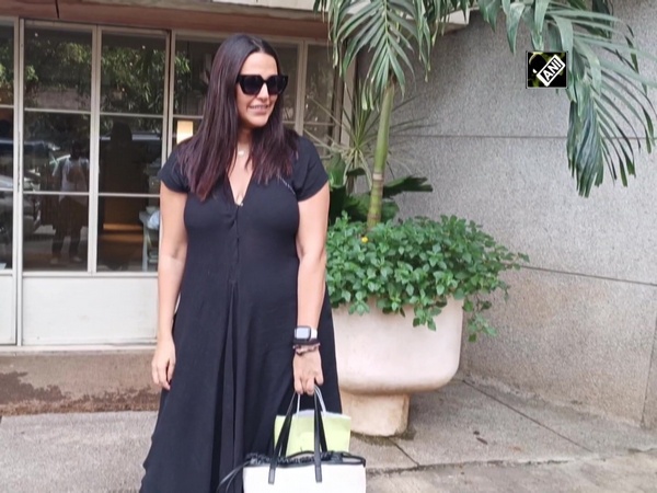 B-Town actor Neha Dhupia opts for all-black look in Mumbai