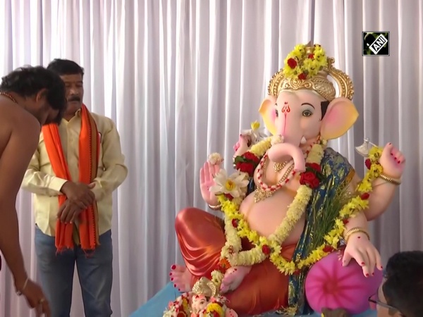 Ganpati idol installed at Eidgah ground in Hubballi after Karnataka HC order