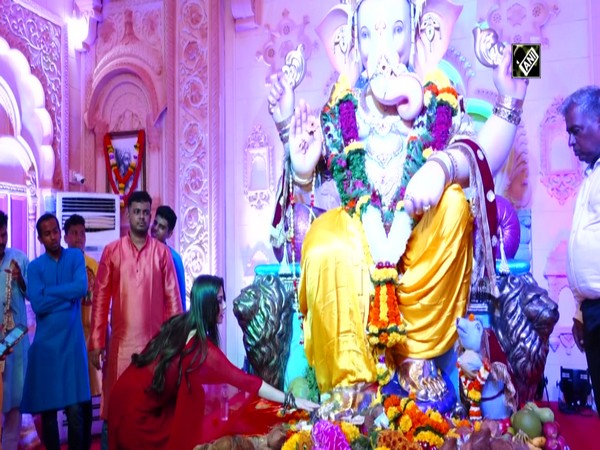 Bollywood celebrates Ganesh Chaturthi with gaiety