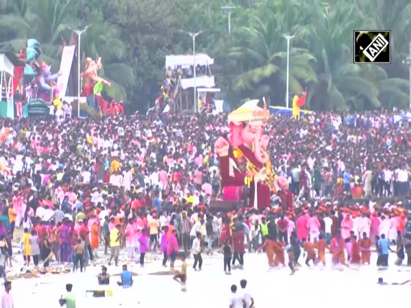 Devotees turn up in huge numbers for immersion of Lalbaugcha Raja in Mumbai