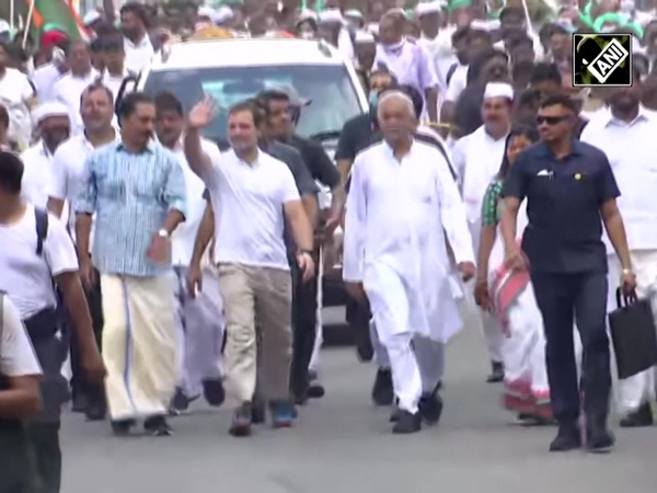 Rahul Gandhi resumes 'Bharat Jodo Yatra' from Kollam