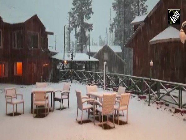 Gulmarg turns white as Kashmir Valley receives fresh snowfall