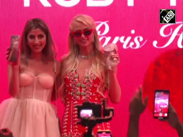 Paris Hilton goes ‘desi’ at launch of her new fragrance in Mumbai