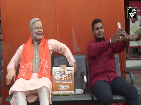 ‘Agresar Gujarat’ campaign opts unique poll strategy, creates PM Modi’s replica for selfies in Ahmedabad
