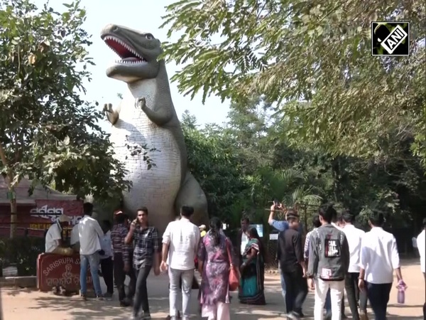 Odisha: Animals at Nandankanan Zoo get special treatment this winter