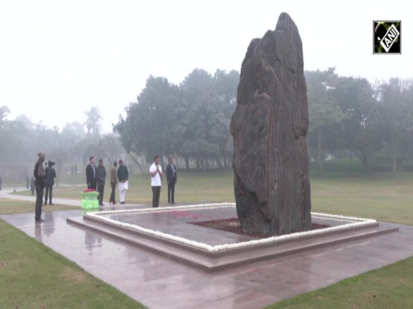 Delhi: Rahul Gandhi visits Memorials, pays tributes to former PMs during ‘Bharat Jodo Yatra’