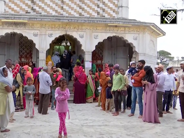 Shrine of Durvesh Baba unites different faiths
