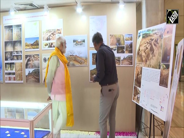 PM Modi visits Buddha Exhibition in Delhi