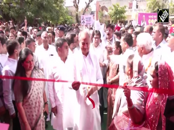 Rajasthan: CM Ashok Gehlot inaugurates ‘Mehangai Rahat Camp’ in Jaipur