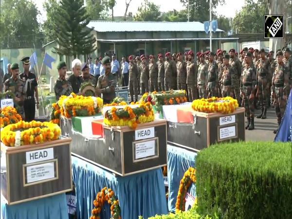 J&K: Wreath-laying ceremony of 5 Soldiers killed in Rajouri encounter held in Jammu