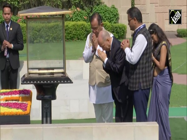 Cambodian King Norodom Sihamoni receives ceremonial welcome at Rashtrapati Bhawan in Delhi