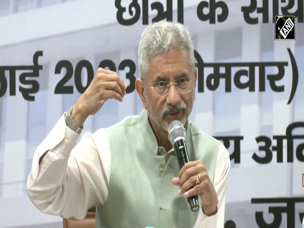 Student asks S Jaishankar about his life experience: Watch EAM’s hilarious response