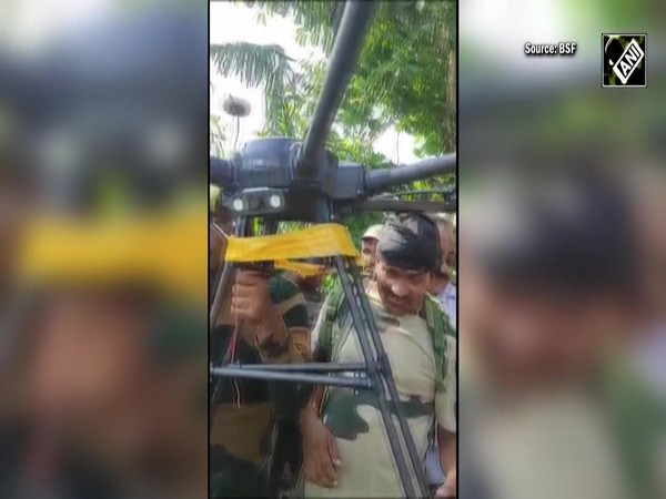 BSF foils Pakistan's nefarious attempt, seizes 3 kg heroin dropped by drone in Punjab’s Tarn Taran