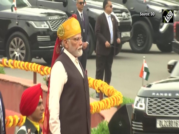 Independence Day 2023: PM Modi hoists National Flag at iconic Red Fort