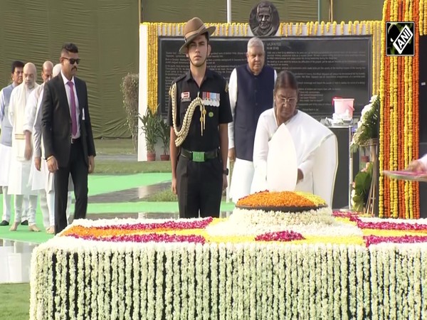 President, PM pay homage to former PM Atal Bihari Vajpayee on his fifth death anniversary