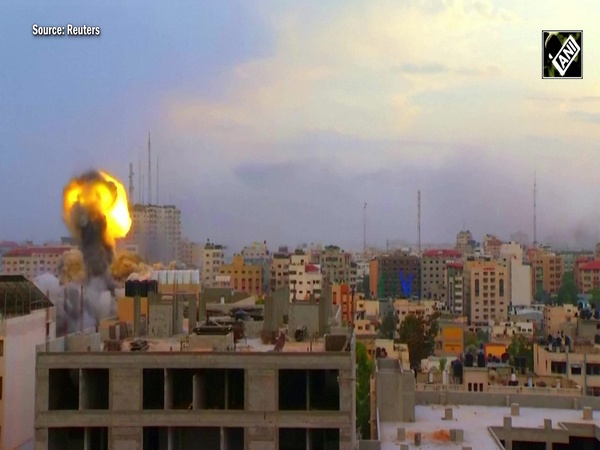 Israel-Gaza war | Panic grips Tel Aviv after explosions as Hamas rains rockets