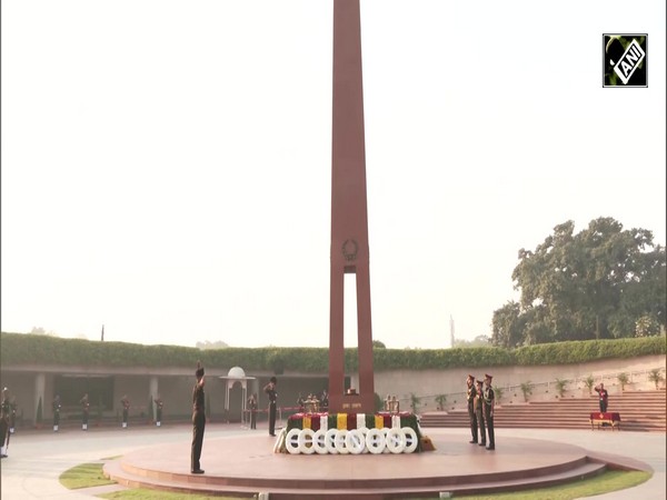 CDS Anil Chauhan lays wreath at National War Memorial on 77th Infantry Day