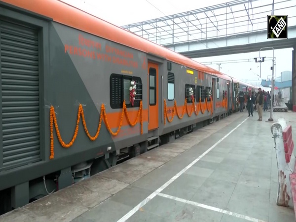 Amrit Bharat Train inside tour at Ayodhya Dham Junction, PM Modi will inaugurate today