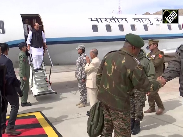 Defence Minister Rajnath Singh reaches Leh to celebrate Holi with Indian armed forces