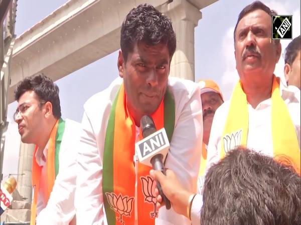 BJP leader K Annamalai holds roadshow for Lok Sabha candidate Tejasvi Surya in Bengaluru