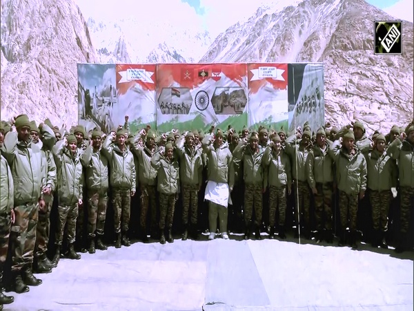 Rajnath Singh meets Indian soldiers at the world's highest battlefield, Siachen
