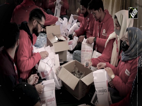 NGO distributes over 340 Iftar kits among poor, needy in J&K’s Kupwara