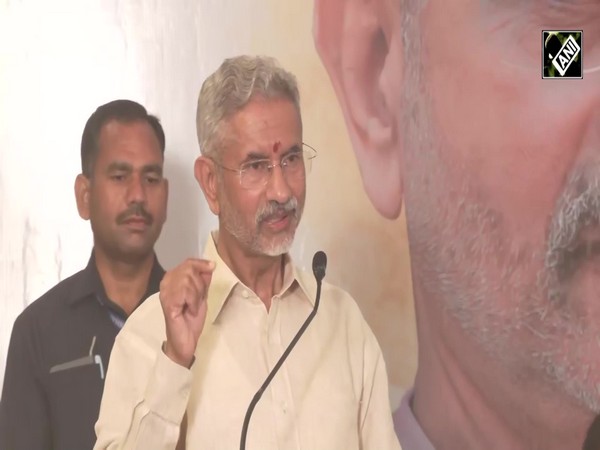 EAM Jaishankar on fire | Roasts Western media for questioning India’s electoral process