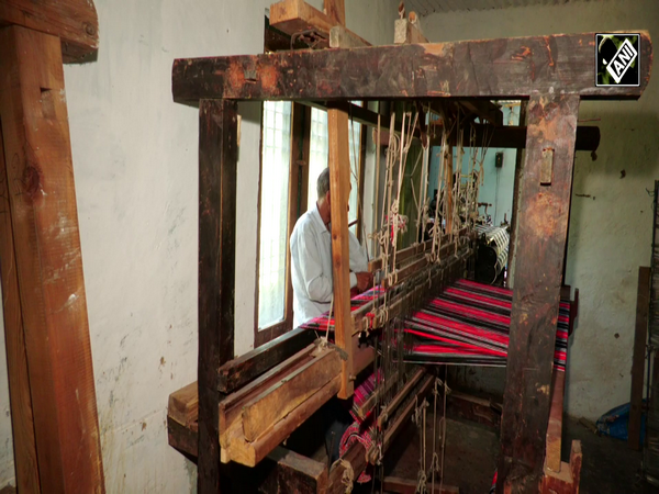 J&K: Government scheme ignites resurgence of handloom weaving industry in Tandar village