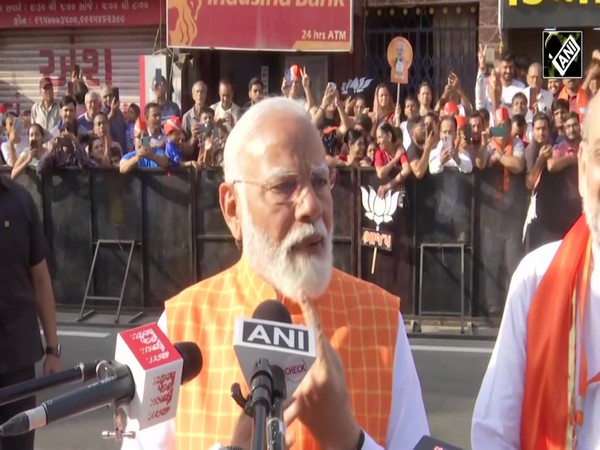 “Pani bhut pina chahiye…” PM Modi gets candid with mediapersons after casting vote in Ahmedabad
