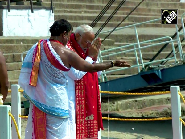 PM Modi performs pooja at Dashashwamedh Ghat ahead of filing nomination