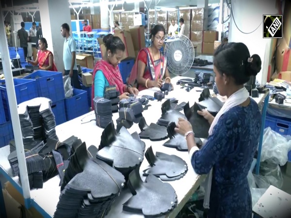 Bihar’s footwear industry goes global: Exports Safety Shoes to Russia & fashion footwear to Europe