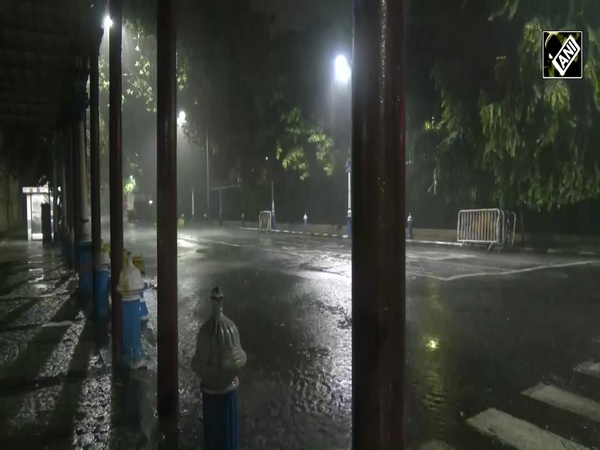 Heavy rain and gusty winds lash Kolkata