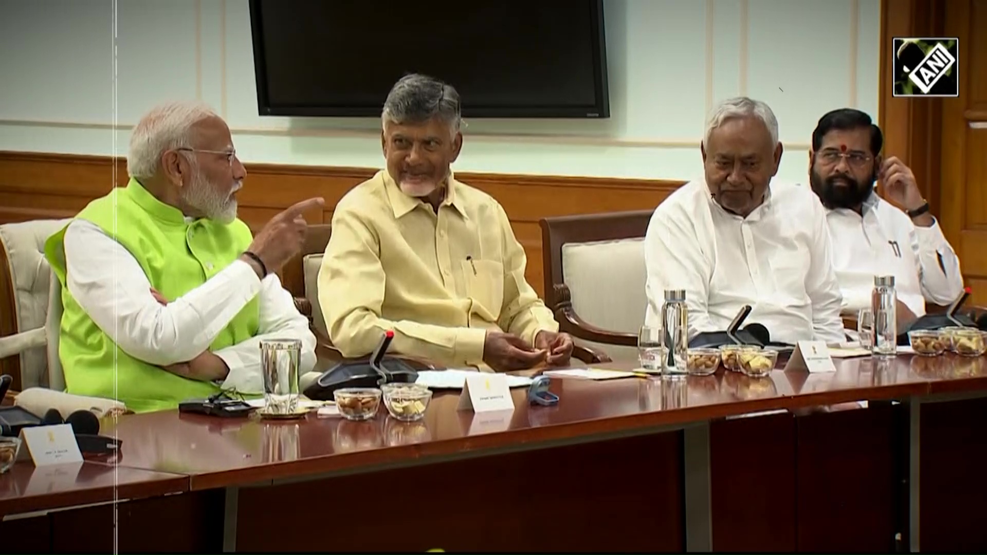 PM Modi's candid chat with Nitish Kumar, Chandrababu Naidu during NDA meet at 7 LKM goes viral