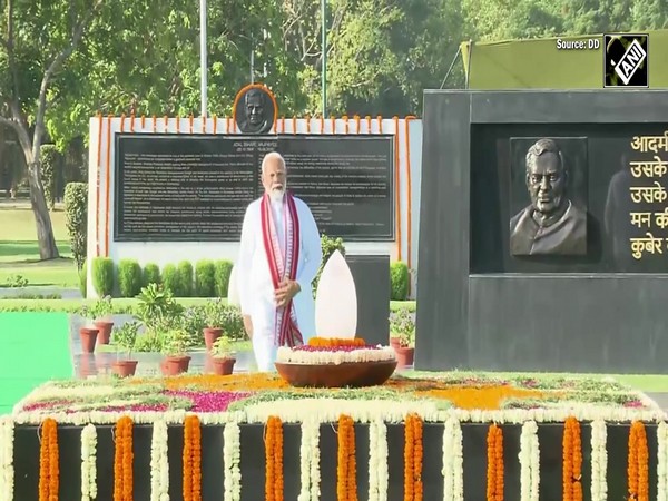 PM Modi pays tribute to Atal Bihari Vajpayee at 'Sadaiv Atal' ahead of swearing-in-ceremony