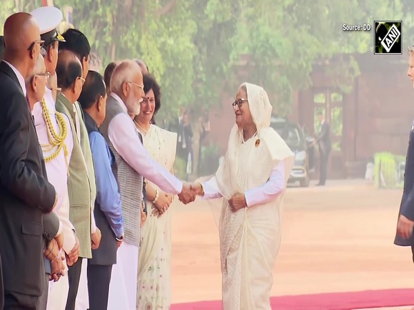 Bangladesh PM Sheikh Hasina accorded ceremonial reception at Rashtrapati Bhavan in New Delhi