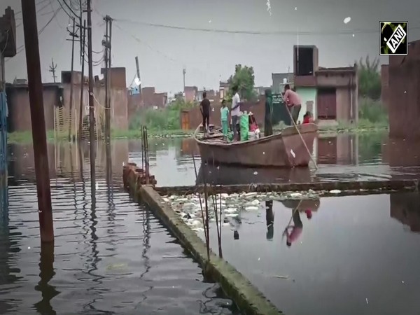 UP: Incessant rainfall triggers waterlogging in Moradabad; People evacuate houses