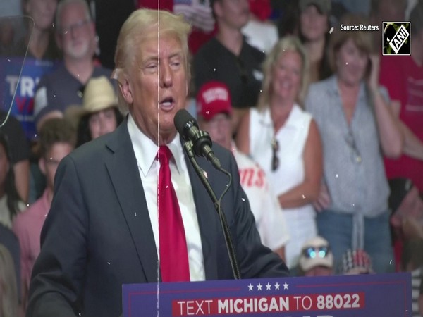 US: Donald Trump ridicules Democrats in campaign rally, compares Nancy Pelosi to a dog