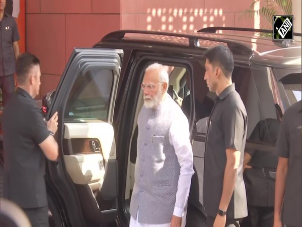 PM Modi reaches BJP HQ in Delhi to hold crucial meeting with CMs, Dy CMs of BJP-ruled states