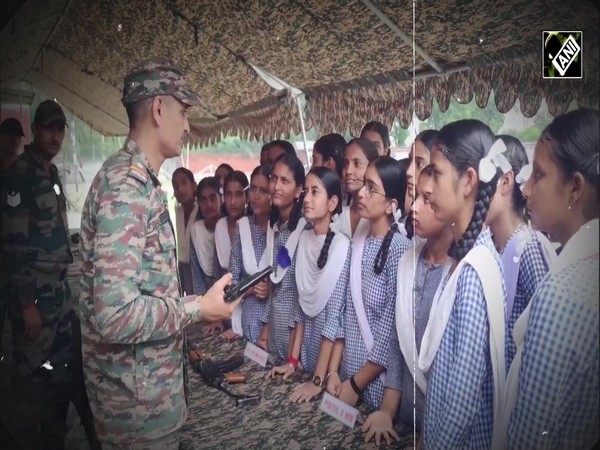 Display of Artillery Equipment by Army in J&K’s Akhnoor, effort to increase security awareness