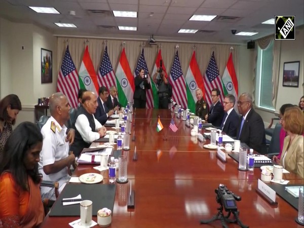 Rajnath Singh receives ceremonial welcome in Washington, DC; holds bilateral talk with Lloyd Austin