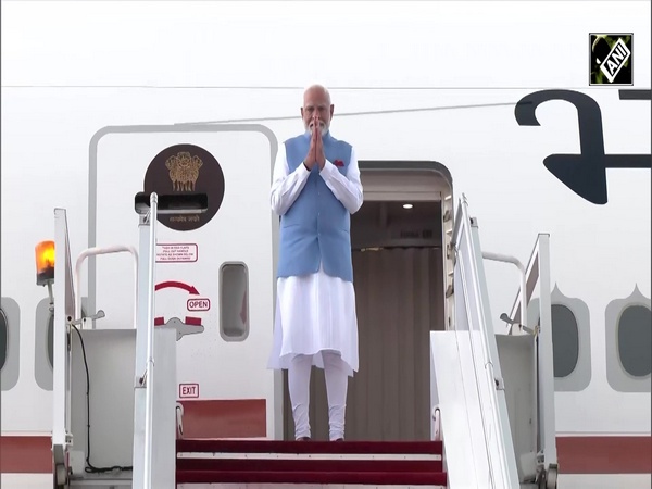 PM Modi emplanes for Singapore after concluding historic Brunei visit