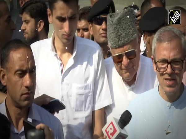 J&K Polls: “If diplomats can be brought, why not foreign journos…” Omar Abdullah questions Centre