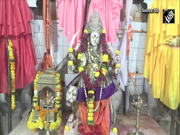 PM Modi offers prayers at Jagdamba Mata Temple, flaunts drumming skills