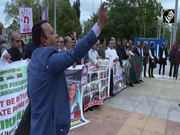 “We stand to raise voice against Yunus…” Bangladeshi Diaspora holds protest at UNHRC in Geneva