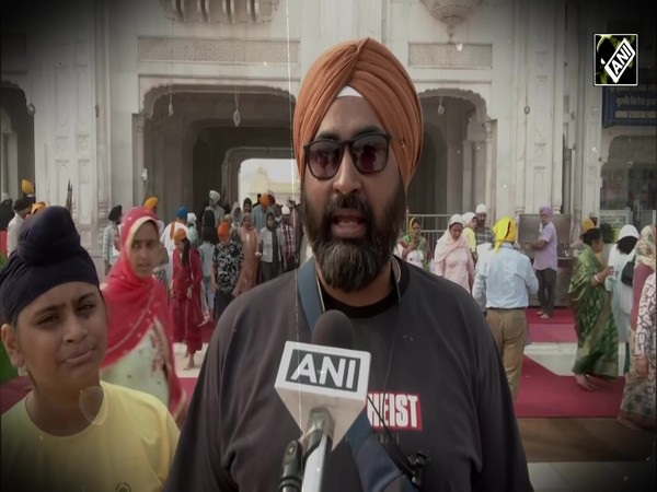 “Should sit and resolve…” Pilgrims at Golden Temple call for peace amid India-Canada diplomatic row